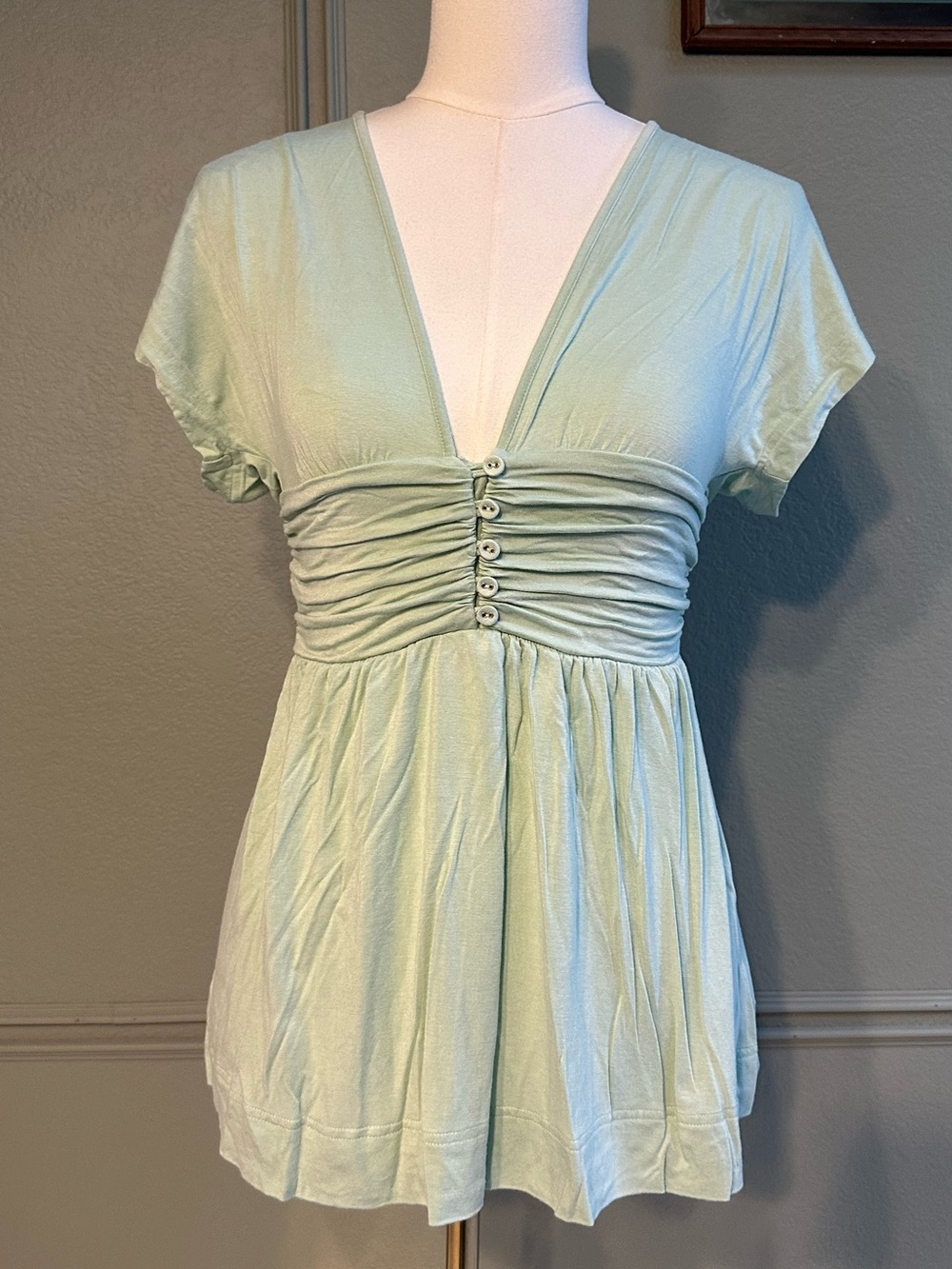 Y2K Forever21 Light Green V-Neck Top - SMALL